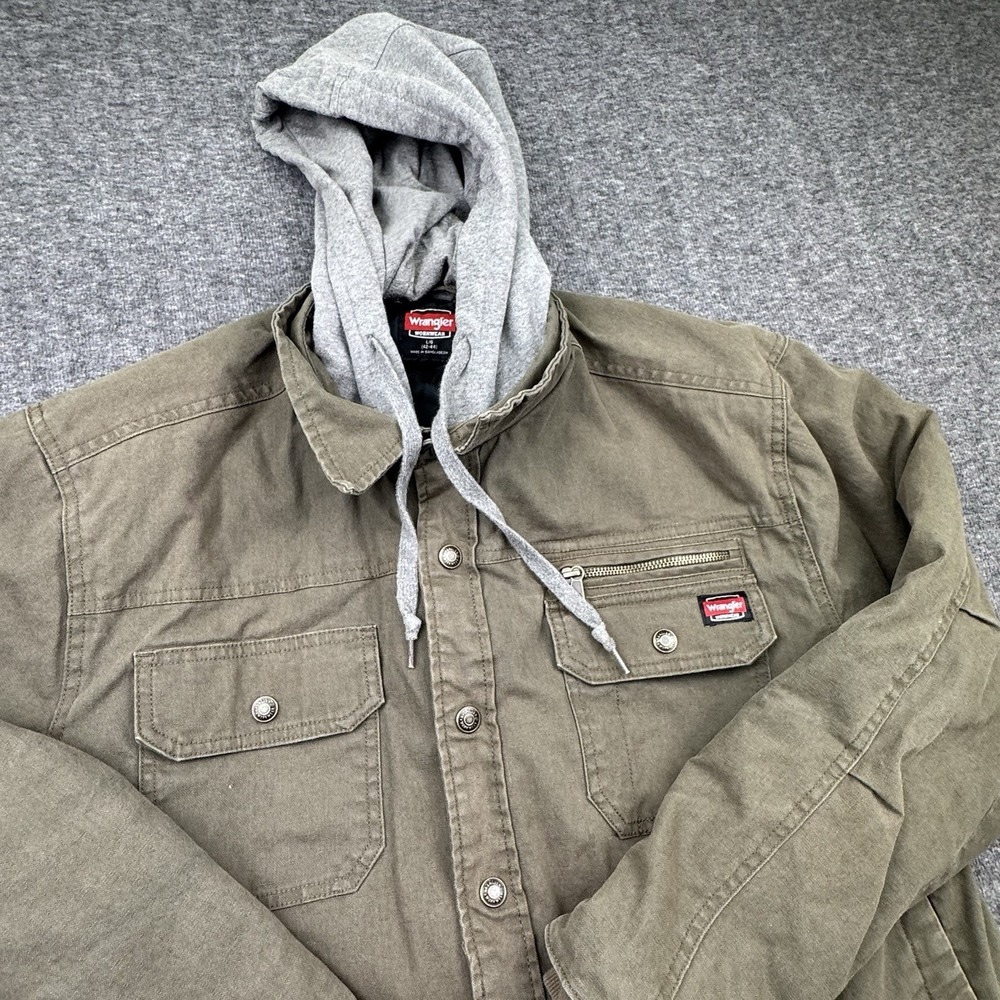 Wrangler Workwear Jacket Mens Green Hooded Chore Coat Quilt Lined Snap Zip Sz L